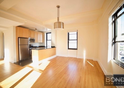 Second Avenue - Photo 1