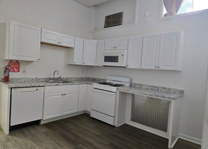 1263 Stuyvesant Ave - Photo 1