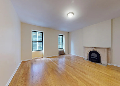 West 55 Street - Photo 1
