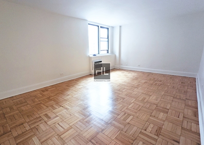East 79th Street - Photo 1