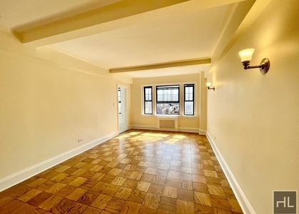 Christopher Street - Photo 1