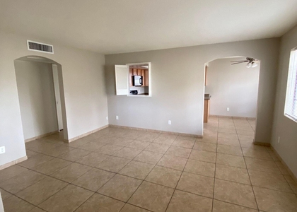 925 S Longmore Street - Photo 1