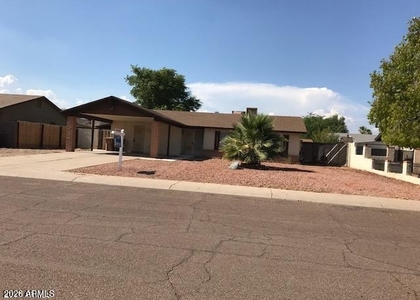 8520 W Alice Avenue - Photo 1