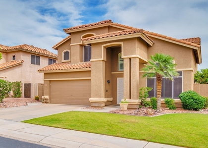 10045 E Redfield Drive - Photo 1