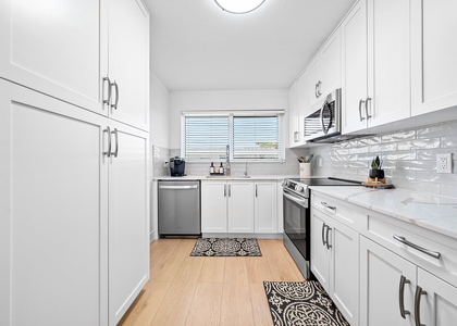 621 E Woolbright Road - Photo 1