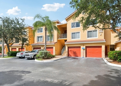 300 Scotia Drive - Photo 1