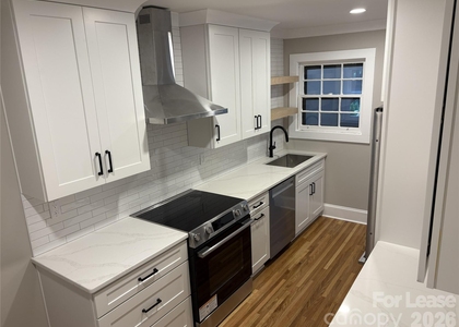 1412 Kenilworth Avenue - Photo 1
