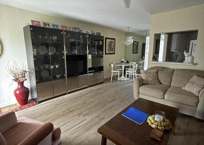 147 Markham G - Photo 1