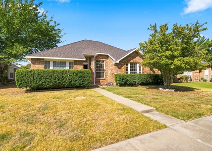 7053 Northpointe Drive - Photo 1