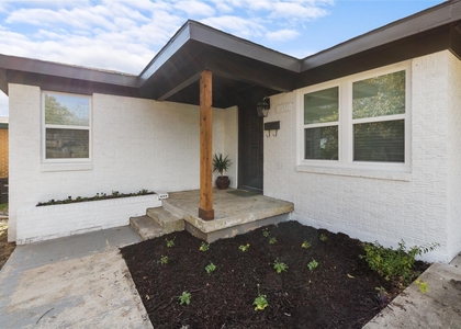 2907 Clinton Avenue - Photo 1