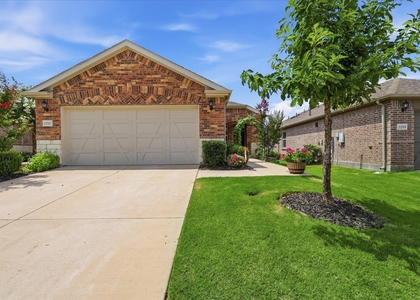 1256 Eagle Lane - Photo 1
