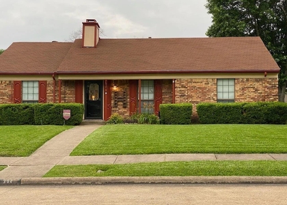 304 Ripplewood Drive - Photo 1