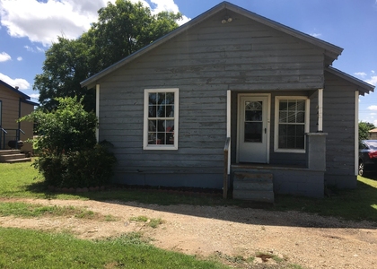 438 Cherry Street - Photo 1