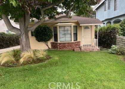 1060 Avenue D - Photo 1
