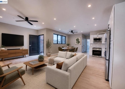 4202 Telegraph Ave - Photo 1