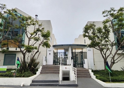 807 21st Street - Photo 1