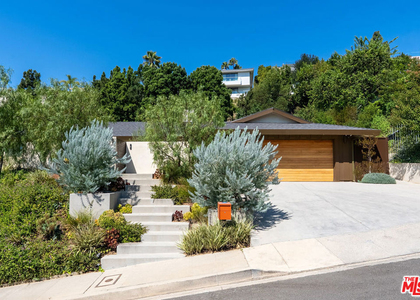 9258 Swallow Drive - Photo 1