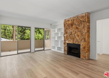 16169 W Sunset Boulevard - Photo 1