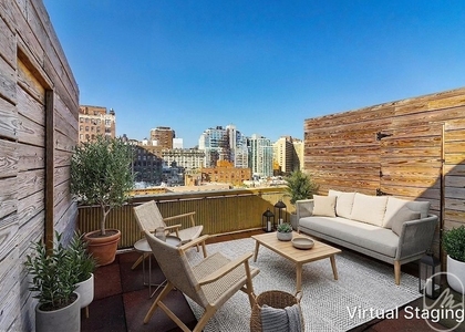 304 E 20th Street - Photo 1