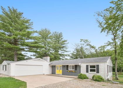 11958 Yorkshire Drive - Photo 1