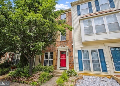 8360 Hunter Murphy Circle - Photo 1