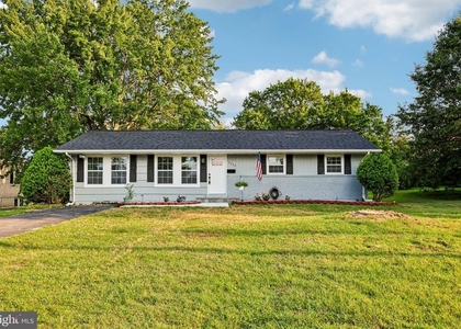 7200 Vellex Lane - Photo 1