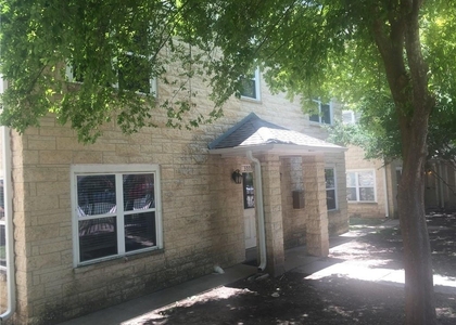 305 E 31 St - Photo 1