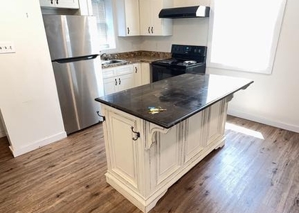 323 E Chestnut Street - Photo 1