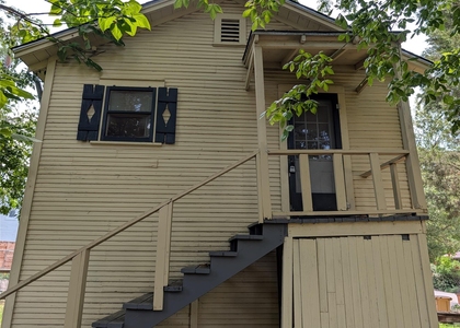 304 E 42nd St - Photo 1