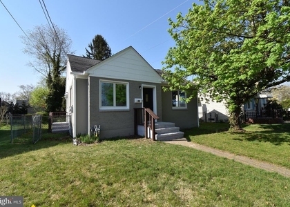30 W 4th Avenue - Photo 1