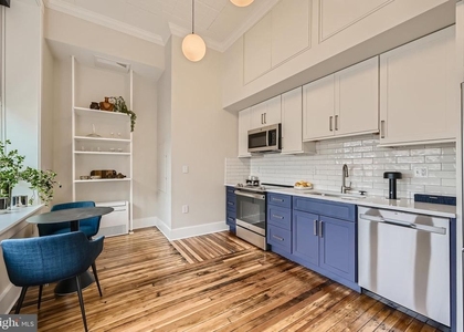 303 N Howard Street - Photo 1
