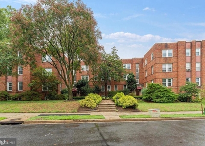 2803 Cortland Place Nw - Photo 1