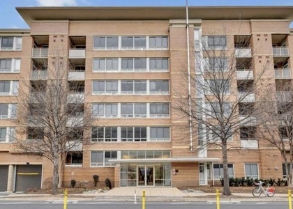 355 I Street Sw - Photo 1