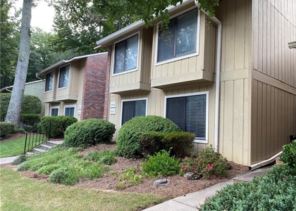 2207 Surrey Court Se - Photo 1