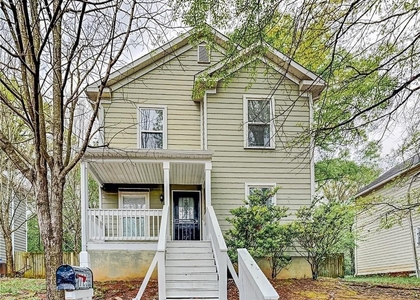 729 Cooper Street Sw - Photo 1