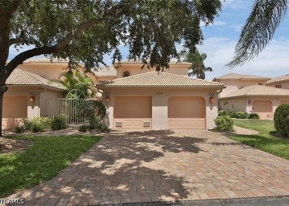 526 Lake Louise Circle - Photo 1