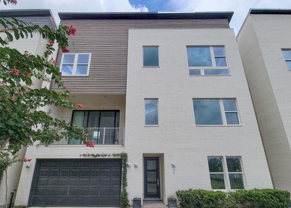 9 N St Charles Street - Photo 1