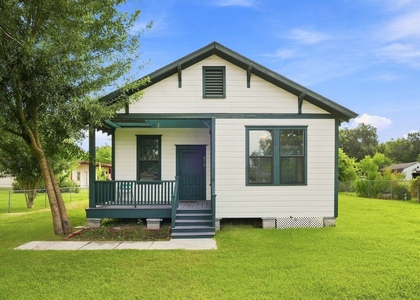 313 S Blackwell Street - Photo 1