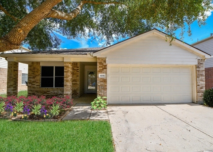 4818 King Hallow Lane - Photo 1