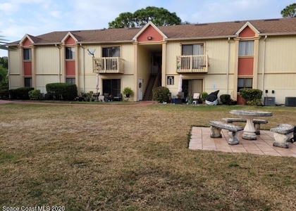 2100 Forest Knoll Drive Ne - Photo 1