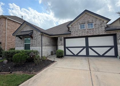 25112 Slow Pines Drive - Photo 1