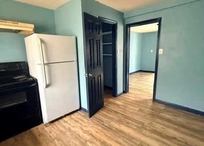 5006 Avenue M - Photo 1