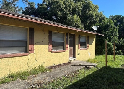 8203 N Klondyke Street - Photo 1