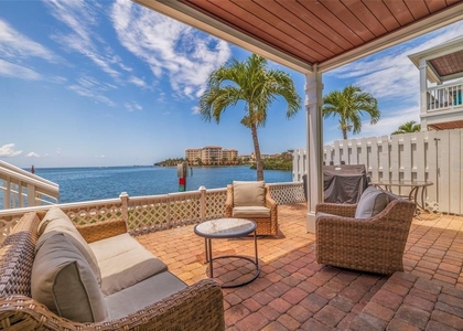5266 Beach Drive Se - Photo 1