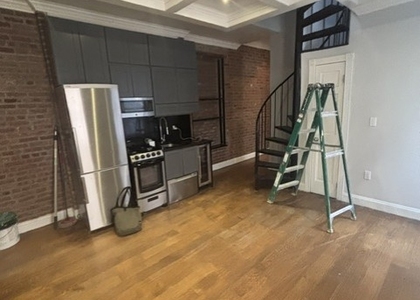 9 West 103rd Street - Photo 1