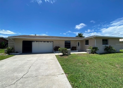 165 Dartmouth Drive Nw - Photo 1
