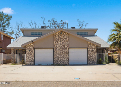 821 Los Lagos Way - Photo 1