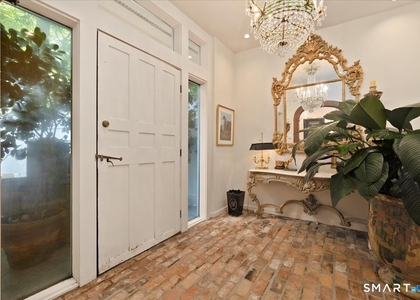 281 Pequot Avenue - Photo 1