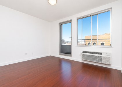 286 Stanhope Street - Photo 1