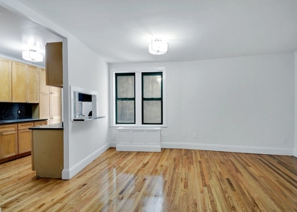 East 70th Street - Photo 1